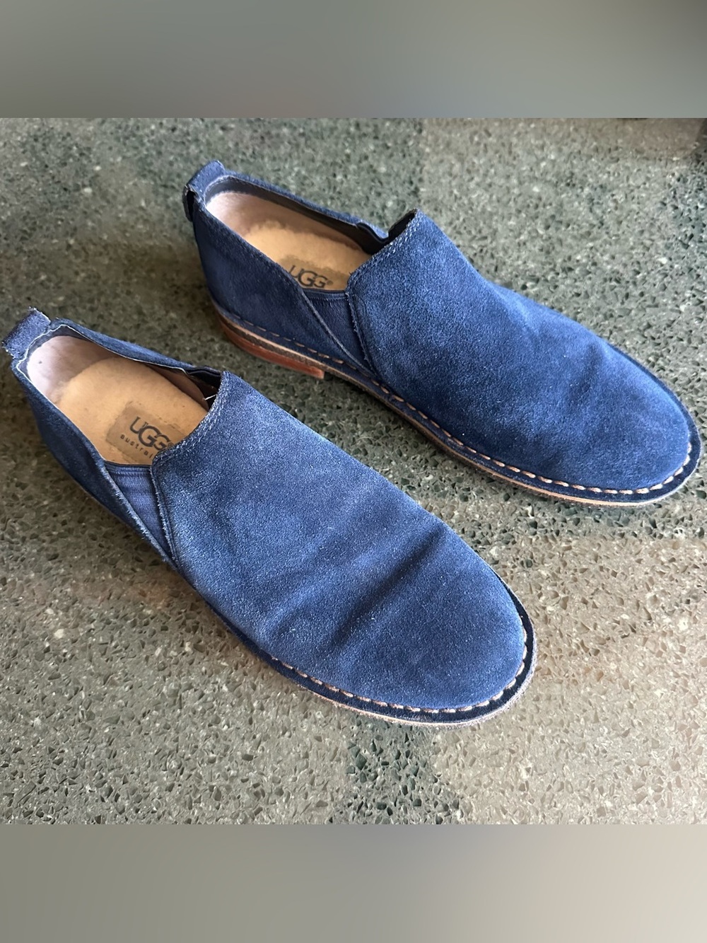 UGG Camellia Navy Blue Suede Slip-On Loafers Shearling Insole Size 7